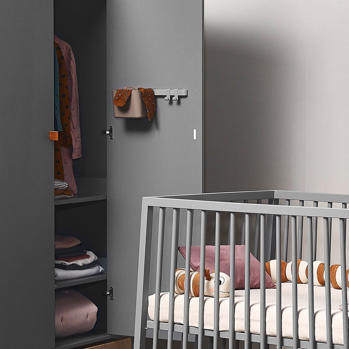 Leander® 3x organizatorji in 2x krajši nosilec Dusty Grey Leander