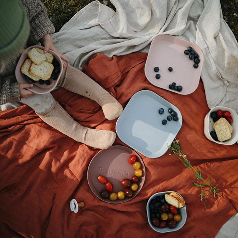 Mushie® Set dveh krožnikov Vanilla Mushie