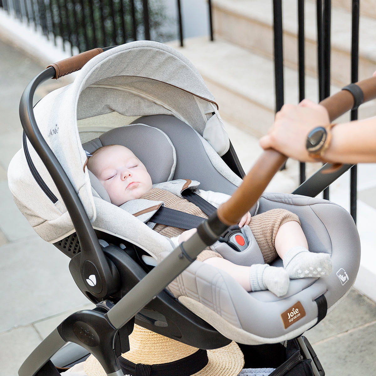 Joie® Otroški voziček Finiti™ Signature Carbon Joie