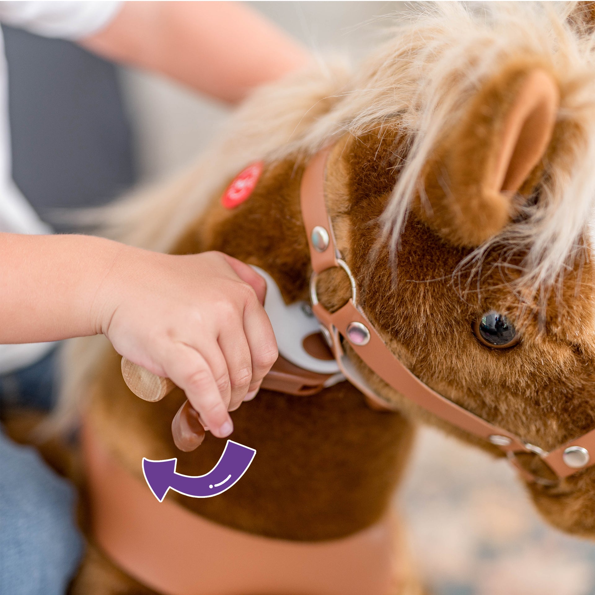 PonyCycle® Konjiček na kolesih - Brown with White Hoof (4-8L) PonyCycle