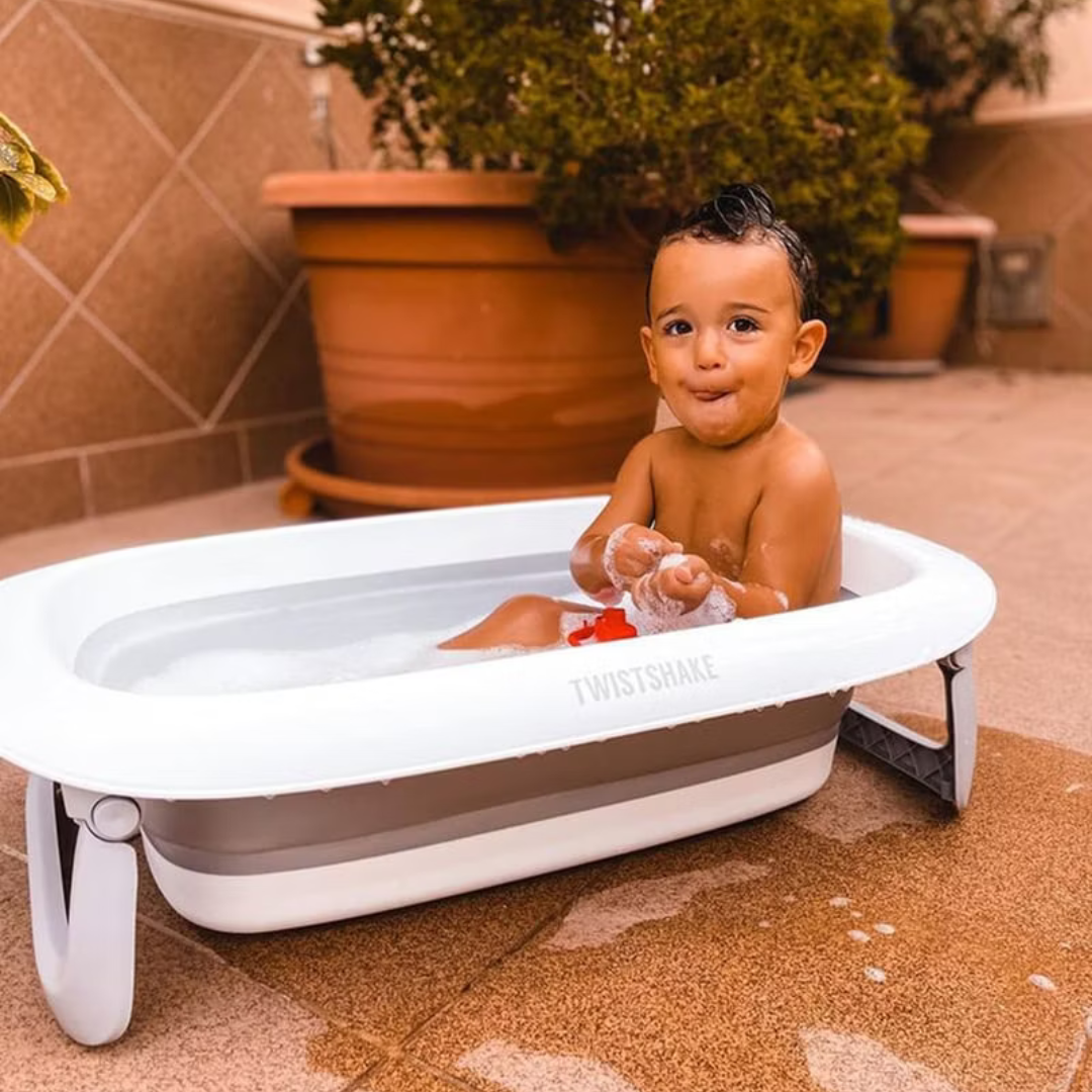 Twistshake® Zložljiva otroška banjica + blazina Twistshake