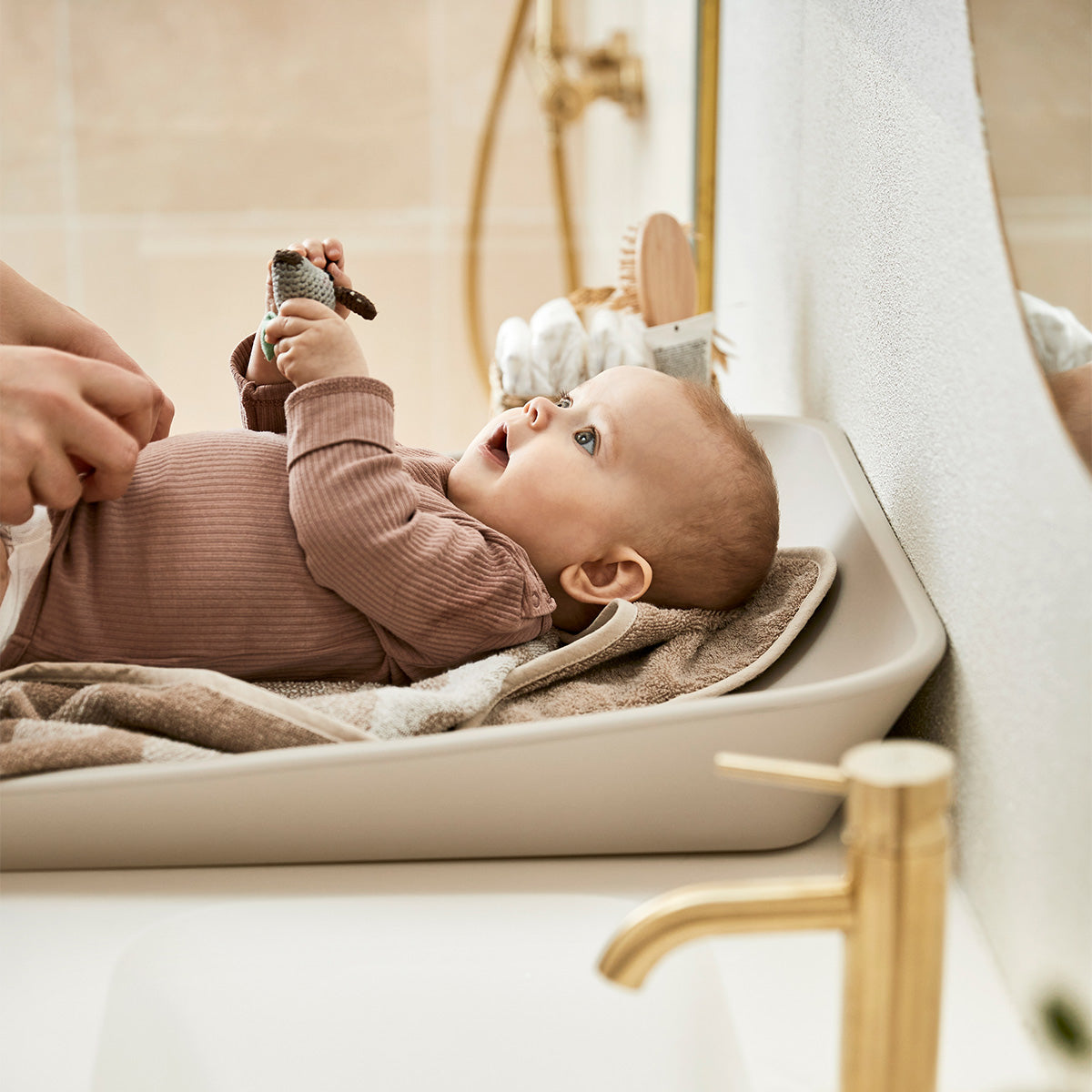 Leander® Previjalna podloga Matty Cappuccino Leander