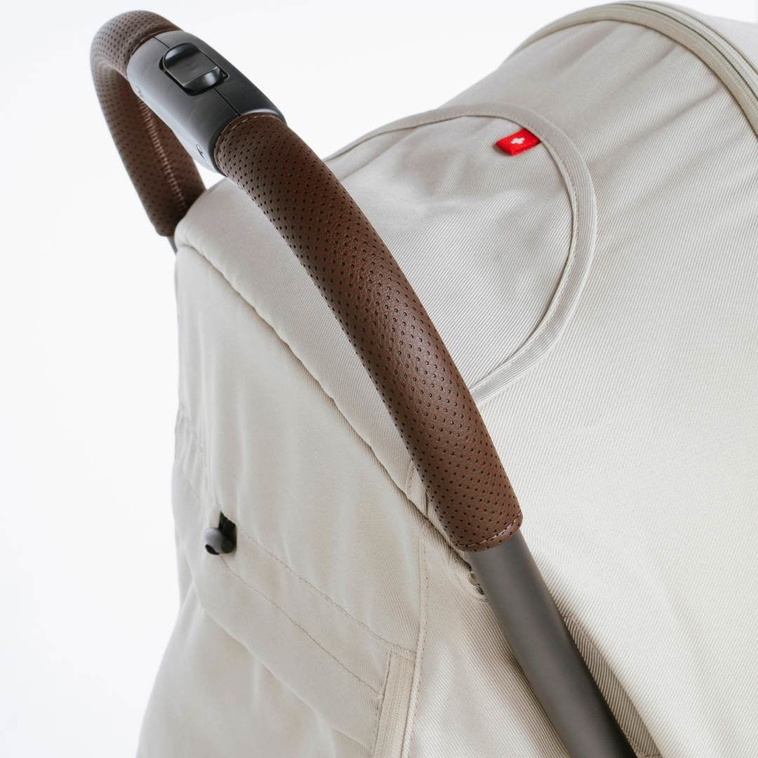 MAST® M2 Kompaktni otroški voziček Lion Mast