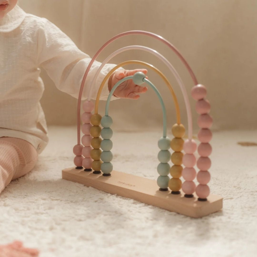 Little Dutch® Leseno abakus računalo mavrica Fairy Garden Little Dutch