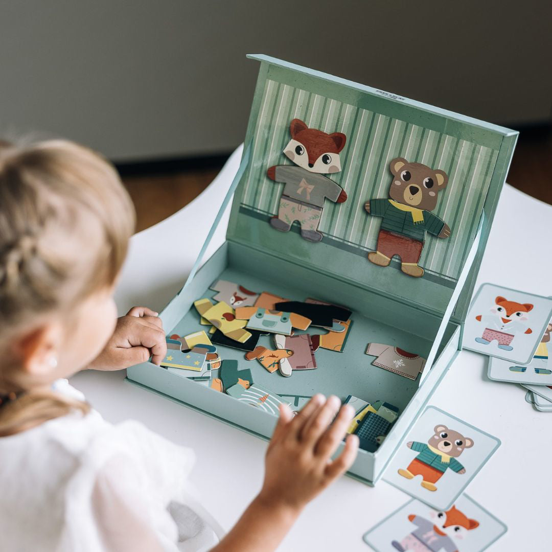 Free2Play® Magnetna igra Obleci živali Free2Play