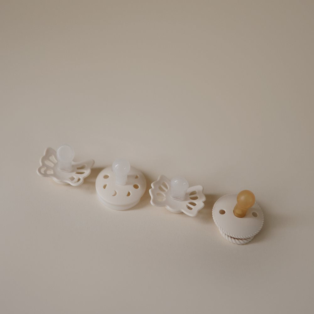 Frigg® Prvi komplet dud za novorojenčka Moon Rope Cream FRIGG