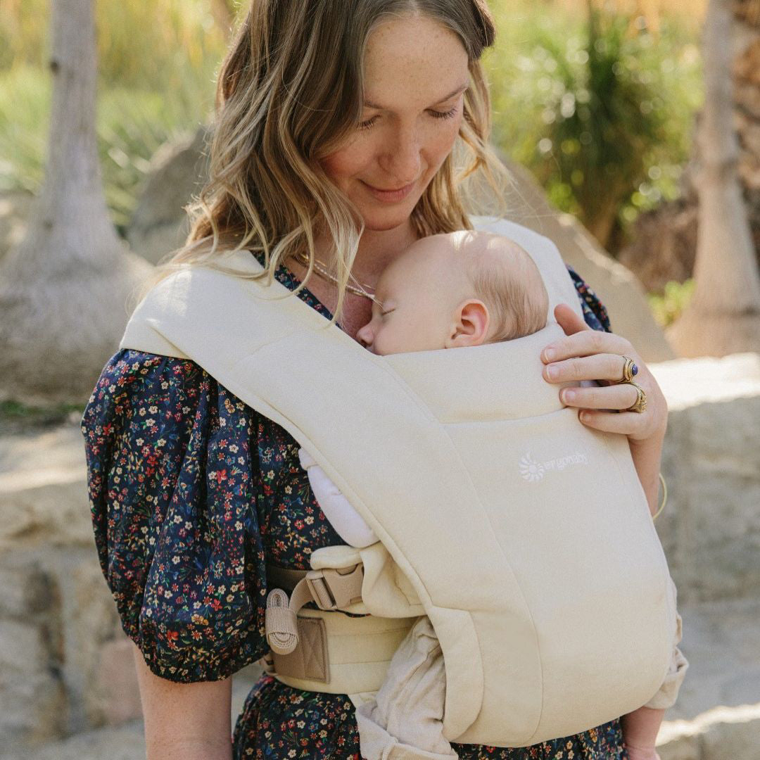 Ergobaby® Nosilka Embrace Cream Ergobaby