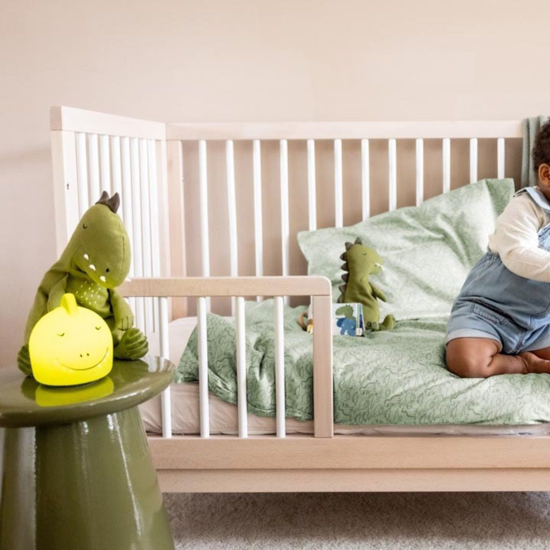 Trixie® Nočna lučka iz silikona Mr. Dino Trixie Baby