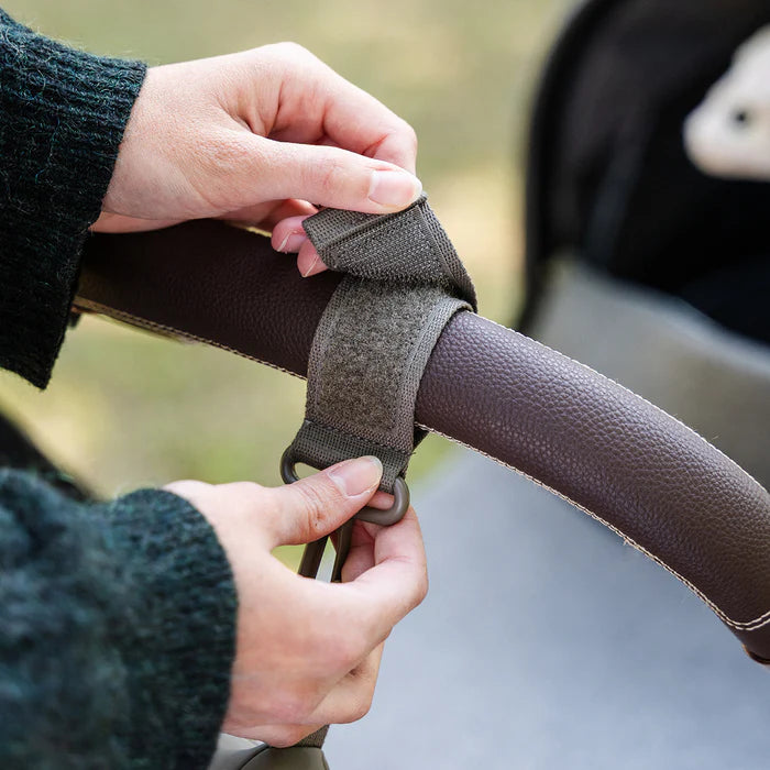 Done by Deer® Previjalni nahrbtnik Taupe Done by Deer