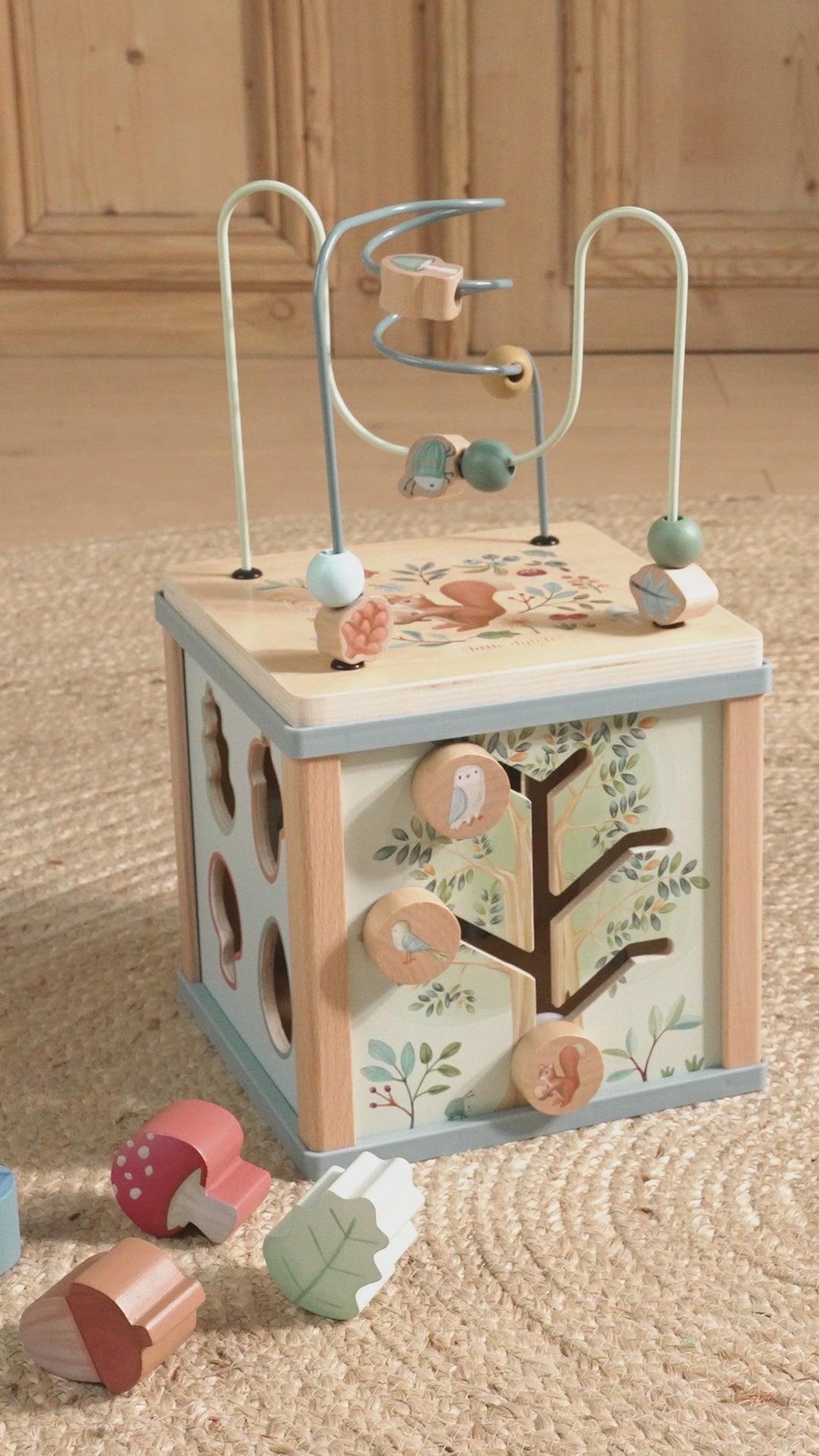 Load video: Little Dutch® Wooden activity cube - Forest Friends FSC