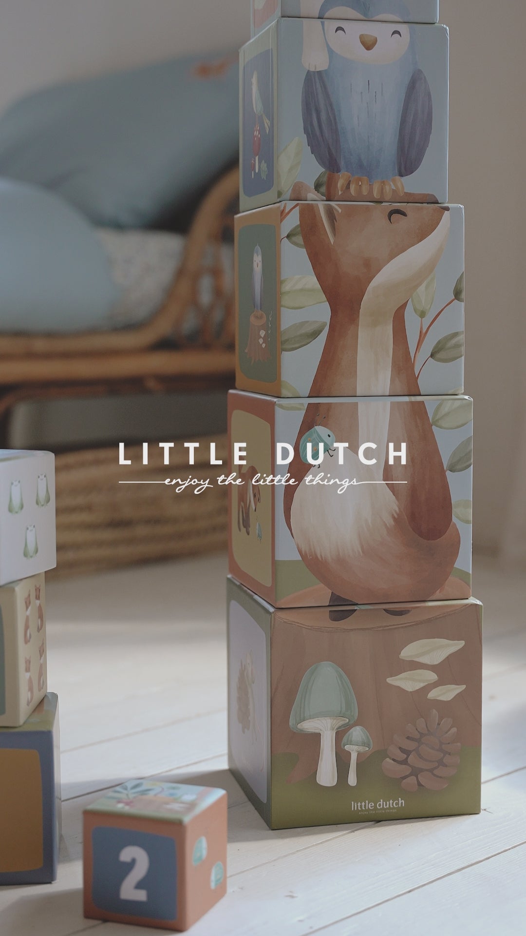 Load video: Little Dutch® Stacking blocks Forest Friends FSC