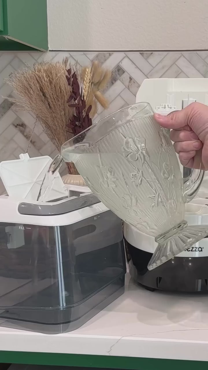 Naloži video: Baby Brezza® Stroj za pomivanje in sušenje stekleničk Bottle Washer Pro