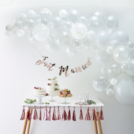 Picture of Ginger Ray® Balloon arch Kit White