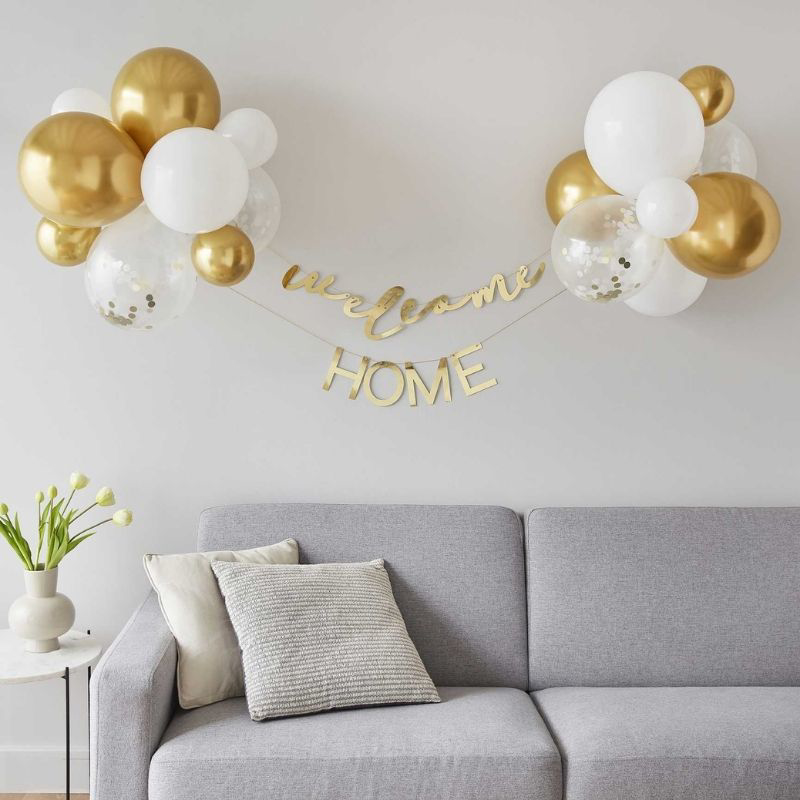 Picture of Ginger Ray® Welcome Home Bunting with Balloons