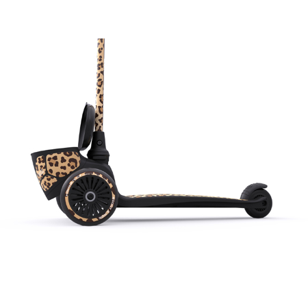 Picture of Scoot & Ride® Highwaykick 2 Lifestyle Leopard