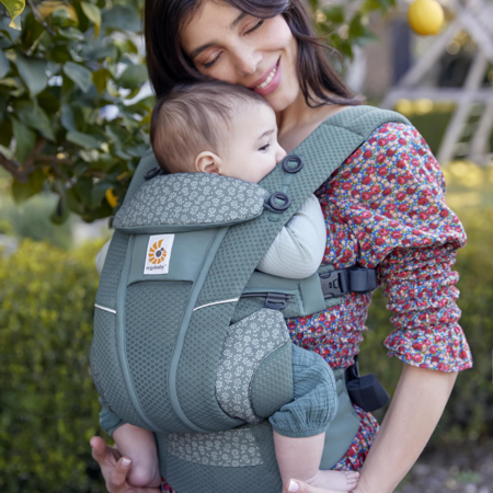 Picture of Ergobaby® Baby Carrier Omni Breeze Twilight Blue Daisies 