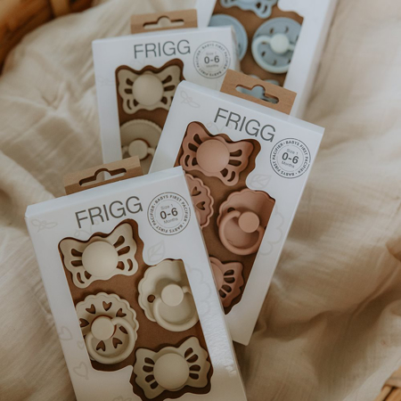 Picture of Frigg® Try-It Collection Pacifier 4-pack Floral Heart Blush