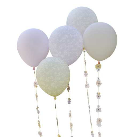Ginger Ray® Pastel Flower Balloon Bundle with Floral Balloon Tails 5 pcs